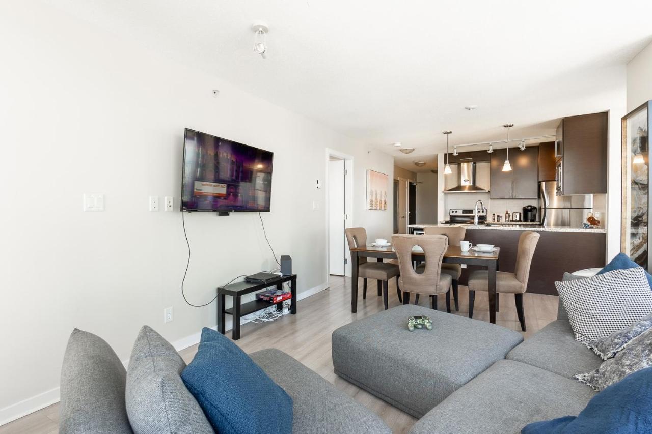 Stunning 2 Bedroom Condo With Downtown Views!!! Vancouver Esterno foto